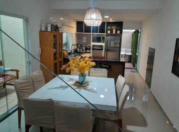 Casa · 180m² · 3 Quartos · 4 Vagas · CASA PARA VENDER