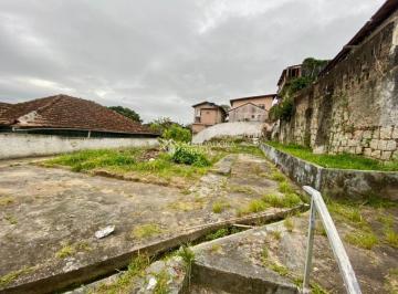 641380_iZ173q_64138068680f3f51b76.jpg · Terreno à venda no Centro em Florianópolis - com 300m²