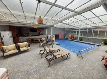 Casa · 335m² · 3 Quartos · 4 Vagas · Aluga-se ou Vende-se Linda Casa 3 Suítes/1 Master no Cond. Vila Verde