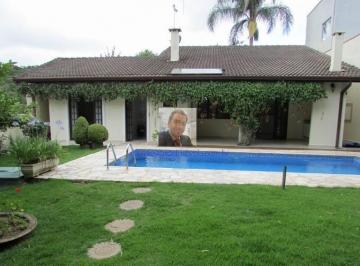 Casa · 230m² · 3 Quartos · 6 Vagas · Vende-se Casa Térrea, 3 Quartos sendo 1 suíte, e 3 banheiros, 230 m²