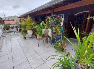 Casa · 228m² · 3 Quartos · 2 Vagas · Vende-se Casa 3 dorm, sendo 1 suíte, Jd Sabia – Cotia.