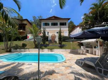Casa · 400m² · 4 Quartos · 4 Vagas · Vende-se Casa no Cond. Nova Higienópolis - 4d/3sts. Linda, confortável, lar