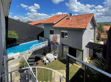 Casa · 285m² · 5 Quartos · 4 Vagas · Vende-se Casa no Cond. SP II - 5d/3sts REFORMADA, lareira, piscina, salão d