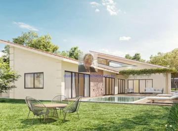 Casa · 277m² · 3 Quartos · 3 Vagas · Casa na Rua Rio Bonito (Portaria 24h) - Nova, TÉRREA c/ piscina, em rua fec