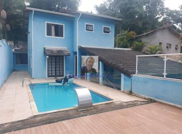 Casa · 221m² · 3 Quartos · 5 Vagas · Casa 3Dorm/1suíte, Piscina, no Cond. Vila Verde.