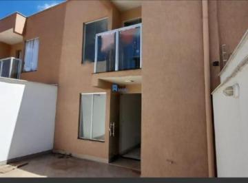 Casa , Ibirité · Casa geminada de 03Qts à venda no Bairro Recanto Verde, Ibirité.