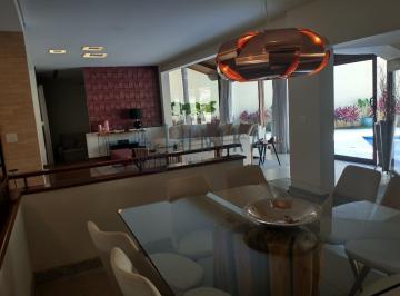 Foto 01 · Imponente casa em condomínio à venda em Campinas-SP, 3 suítes e 6 vagas. Luxo e conforto no Barão do