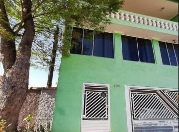 Casa · 223m² · 3 Quartos · 2 Vagas · Sobrado de 223m²| 3 Quartos| 1 Suíte com Sacada| 2 Vagas no Jd. D'Abril/SP.