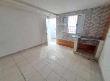Casa · 25m² · 1 Quarto · Casa com 1 quarto e banheiro.