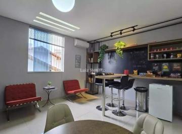 Casa · 360m² · 8 Quartos · 4 Vagas · Apartamento á venda no bairro Vila Paris