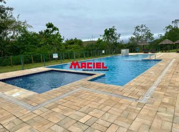 Terreno · 377m² · Excelente oportunidade de morar em um local super tranquilo, com lazer e segurança.