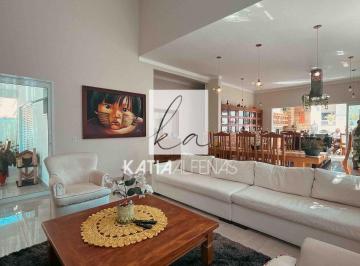 Casa · 235m² · 3 Quartos · 4 Vagas · Casa em Condomínio fechado | Alto Padrão