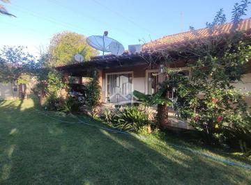 Casa · 1200m² · 4 Quartos · 4 Vagas · Casa Alto Padrão À Venda em Unamar-Tamoios / Cabo Frio