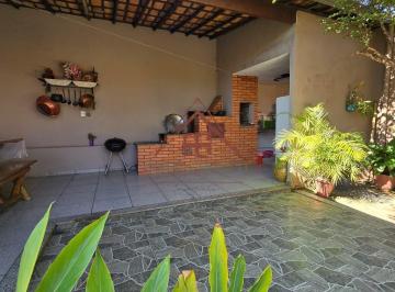 Casa · 225m² · 4 Quartos · 2 Vagas · Casa Excelente