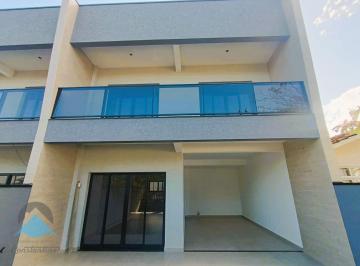 fachada do sobrado · Sobrado de Luxo em Guaratuba-PR: Casa à Venda com 3 quartos, 3 suítes, Piscina e  proximo ao Morro d