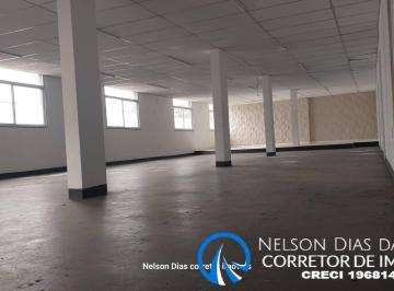 Comercial · 275m² · 3 Vagas · Salão com 275m² no Jardim Record, para locação. Oportunidade!