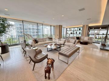 Apartamento · 280m² · 2 Quartos · 4 Vagas · Apartamento impecável na Rua Leopoldo Couto Magalhães Junior