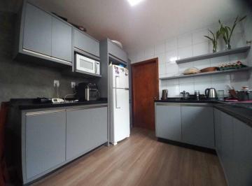 Casa · 185m² · 3 Quartos · 2 Vagas · Casa  SÃO JOSÉ - SC