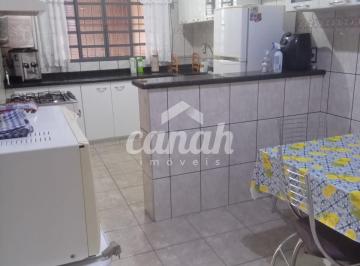Casa · 250m² · 2 Quartos · 5 Vagas · Construção 160m2. Terreno 250m2. Dois dormitórios, um com ar condicionado....