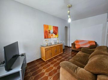 Casa · 190m² · 4 Quartos · 2 Vagas · Casa térrea com 190 m² na região Penha.