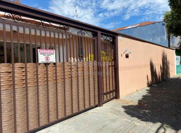 Casa · 235m² · 3 Quartos · 2 Vagas · Casa Jardim Alto Alegre - com 03 dormitórios sendo 1 suíte
