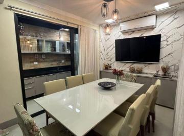 Casa · 4 Quartos · 2 Vagas · SOBRADO MOBILIADO, COM 4 SUÍTES NO CENTRO DE SARANDI