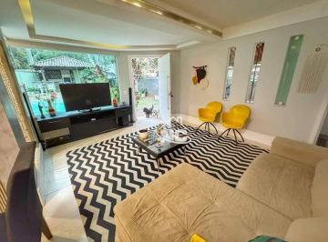 a4b153a665b9b864370df06368b595471c7daa60 · Casa Linear com 3 quartos à venda, 220 m² por R$ 770.000 - Maravista - Niterói/RJ