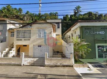 Casa · 300m² · 5 Quartos · CASA COM POTENCIAL PARA USO COMERCIAL OU CONSTRUÇÃO DE PRÉDIO DE AMBOS OS SEGUIMENTOS.
