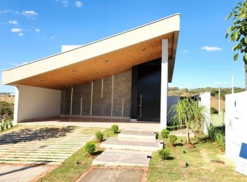 98e075ccbb2748e084a58b05b1074f79.jpg · Casa para Venda em Uberlândia/MG - 3 Dorm. 235 m2 Área Útil