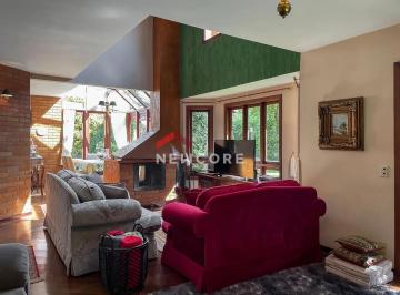 Casa · 206m² · 4 Quartos · 3 Vagas · Casa de condomínio em Alto da Boa Vista - Alto da Boa Vista - Campos do Jordão/SP
