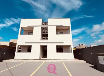 Casa · 70m² · 2 Quartos · 1 Vaga · Casa Geminada com suíte