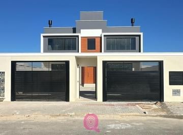 Casa · 77m² · 2 Quartos · 2 Vagas · Casa geminada em condomínio fechado!