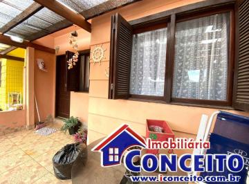 Casa de 2 quartos, Imbé · ZG21 - Lindo geminado a 50 metros do mar em excelente localização
