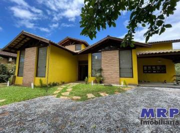 Foto 01 · Casa a venda em Ubatuba, condomínio fechado na Praia Dura.