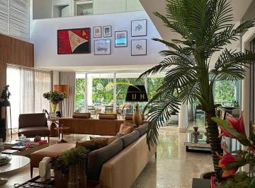 whatsapp-image-2024-10-30-at-21-54-59-71730830649449.jpeg · Casa de Luxo à Venda em Alphaville 1 Salvador  Espaçosa, Moderna e Pronta para Morar