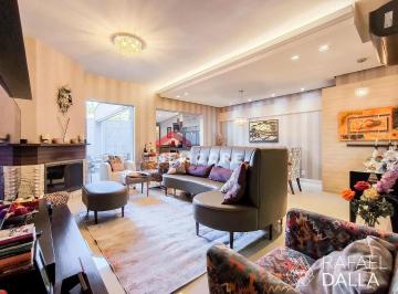 Casa · 223m² · 4 Quartos · 2 Vagas · Casa de condomínio em  Rua Attílio Bilibio - Jardim Carvalho - Porto Alegre/RS