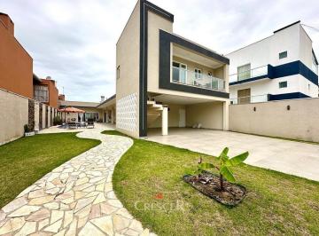 Casa de 5 quartos, Matinhos · Casa alto padrão com 05 suítes em Caiobá