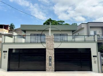 Casa · 150m² · 3 Quartos · 2 Vagas · Casa com ótima localização à venda no Jd. dos Pinheiros em Atibaia