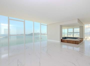 Apartamento · 376m² · 4 Quartos · 4 Vagas · Apartamento Frente Mar à venda com 4 suítes no Centro em Balneário Camboriú.