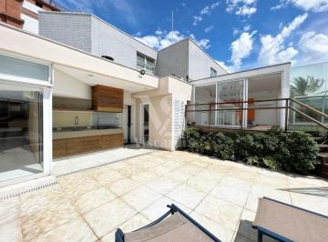 Apartamento · 362m² · 3 Quartos · 5 Vagas · Vendo cobertura quatro suítes e seis vagas de garagem, localização privilegiada