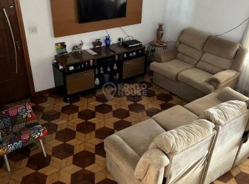 Casa · 176m² · 3 Quartos · 2 Vagas · Sobrado à venda no bairro Vila Gumercindo 3 dormitórios, 3 banheiros e 2 vagas