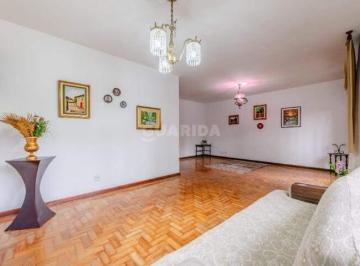 Casa · 189m² · 3 Quartos · 4 Vagas · Casa Residencial com 3 dormitórios, sendo 1 suíte, e 4 vagas de garagem no bairro Boa Vista