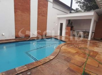 Casa · 355m² · 4 Quartos · 3 Vagas · CHÁCARA MONTE ALEGRE. Casa com piscina e 4 quartos.