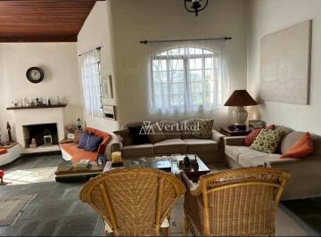 76d16ef8bf11ea6e8c0654d0866404859076a996 · Casa à venda no Condominio Granja Viana II