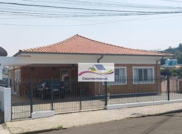 4ed70cc703a28355d5bad3d92eed308fe5506713 · Casa com 6 dormitórios à venda, 304 m² por R$ 900.000,00 - Centro - Águas de São Pedro/SP