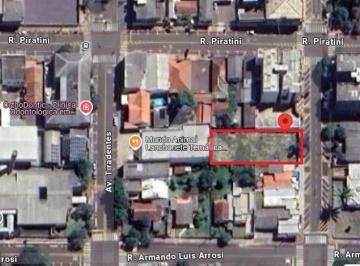 Terreno · 1000m² · Terreno à venda, Centro, em uma localização privilegiada no centro da cidade.