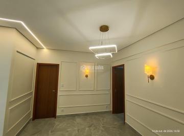 Apartamento · 98m² · 3 Quartos · 1 Vaga · Apartamento Refomado próximo à Praça Popular