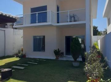 Casa · 95m² · 4 Quartos · 2 Vagas · Casa Alto Padrão em Guarajuba, Camaçari/BA