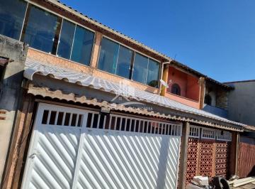 Casa · 3 Quartos · 2 Vagas · Vendo Casa pé na areia em Unamar lado praia, 2º Distrito de Cabo Frio.