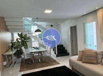 Casa · 231m² · 5 Quartos · 6 Vagas · Belíssima casa com 5 quartos no Jardins Ibiza - Eusébio